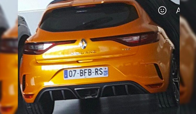 renault-megane-rs-spyshot-02.jpg