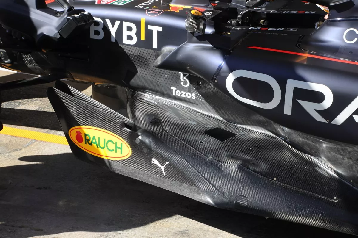 red-bull-racing-rb18-sidepods--1.webp