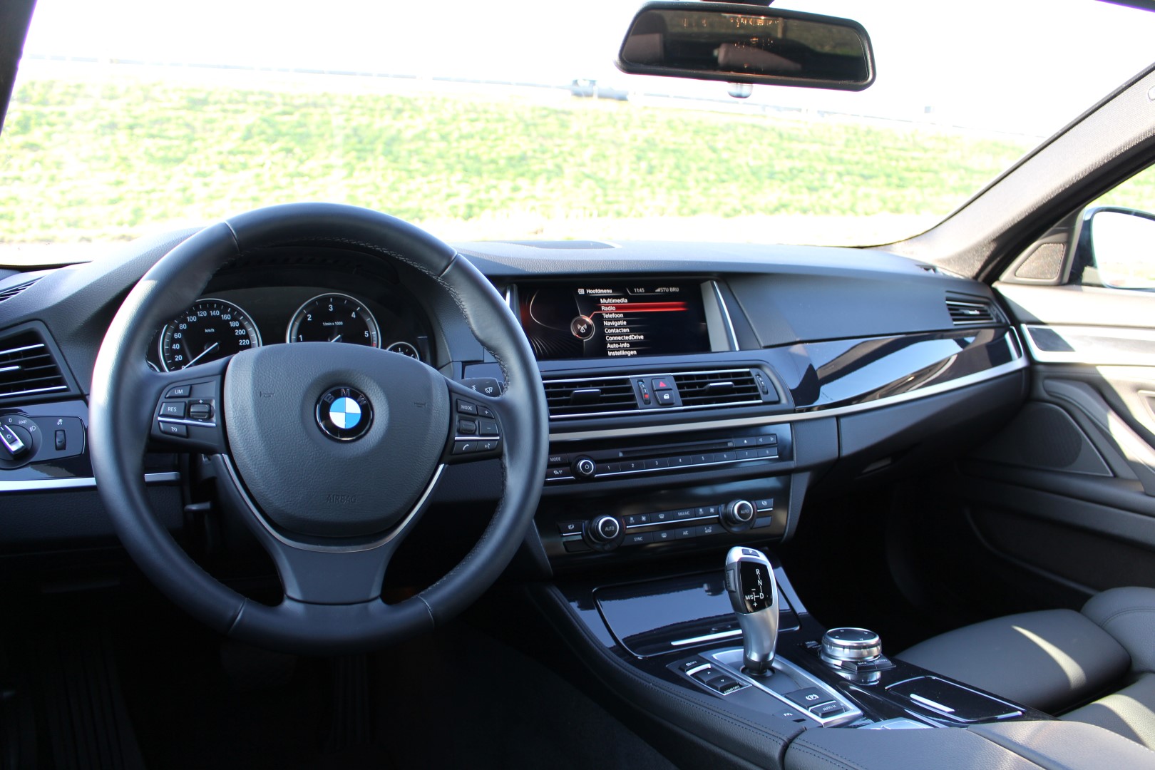 bmw52.JPG