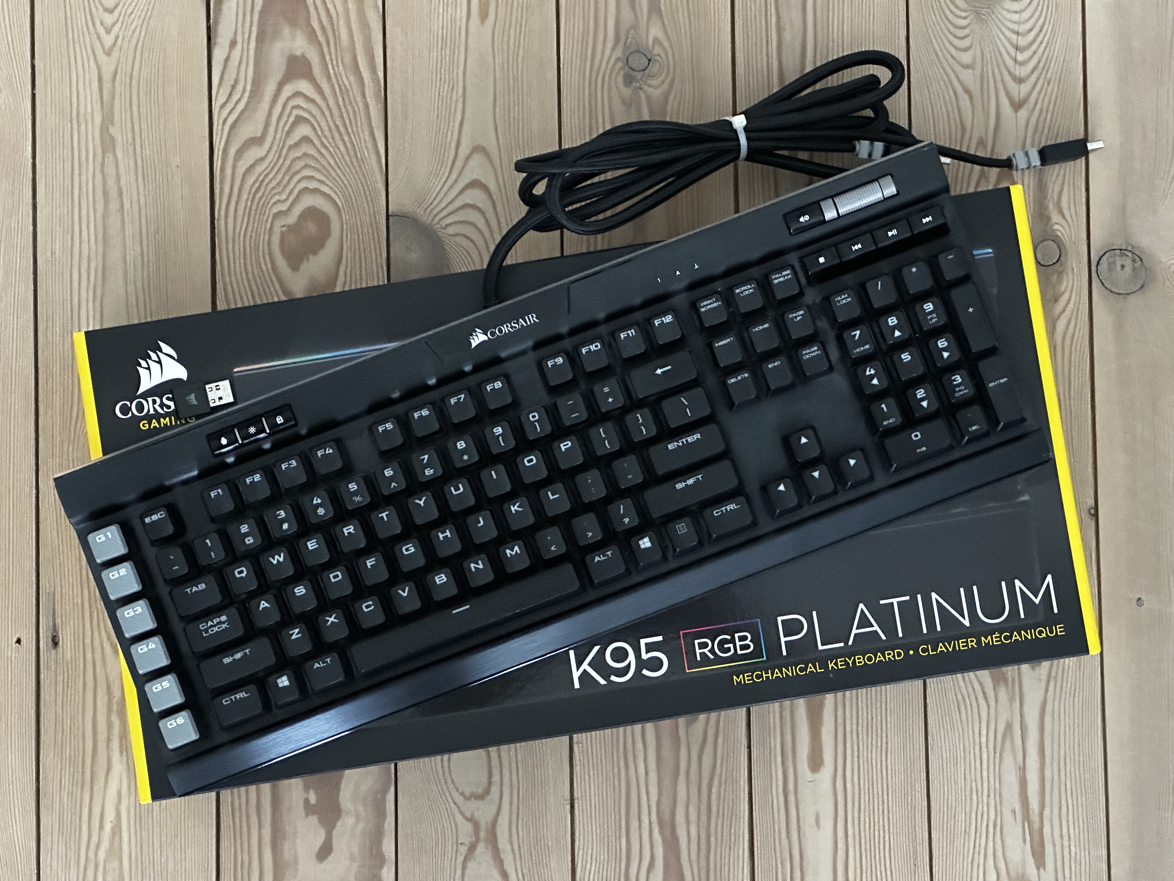 corsair_k95_2.jpg