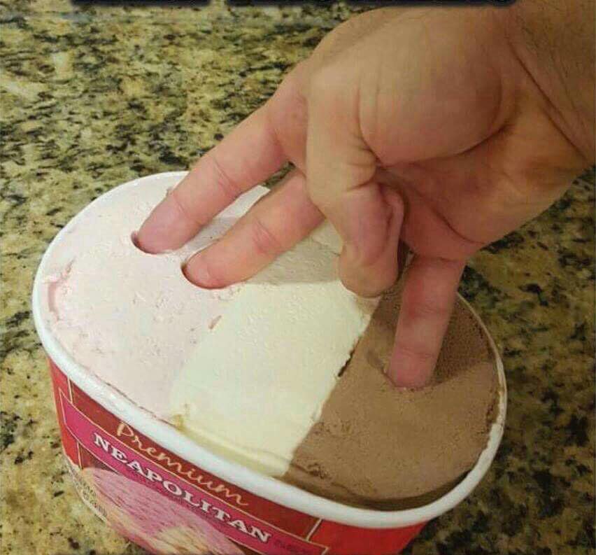 ExMzsqLUYAENfFa.jpg