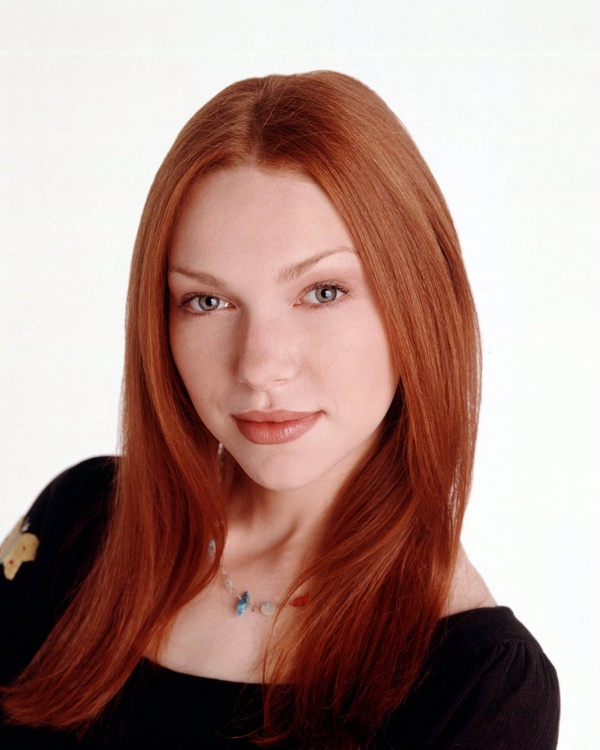600full-laura-prepon.jpg