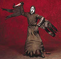 531410-scream-movie-maniacsII-16cm.jpg