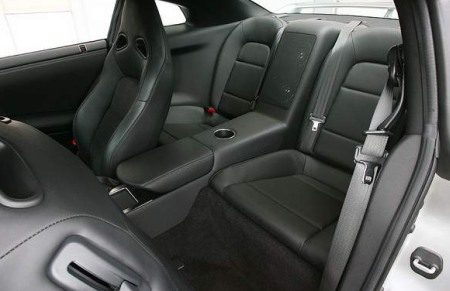 Nissan-GT_R-off5.jpg
