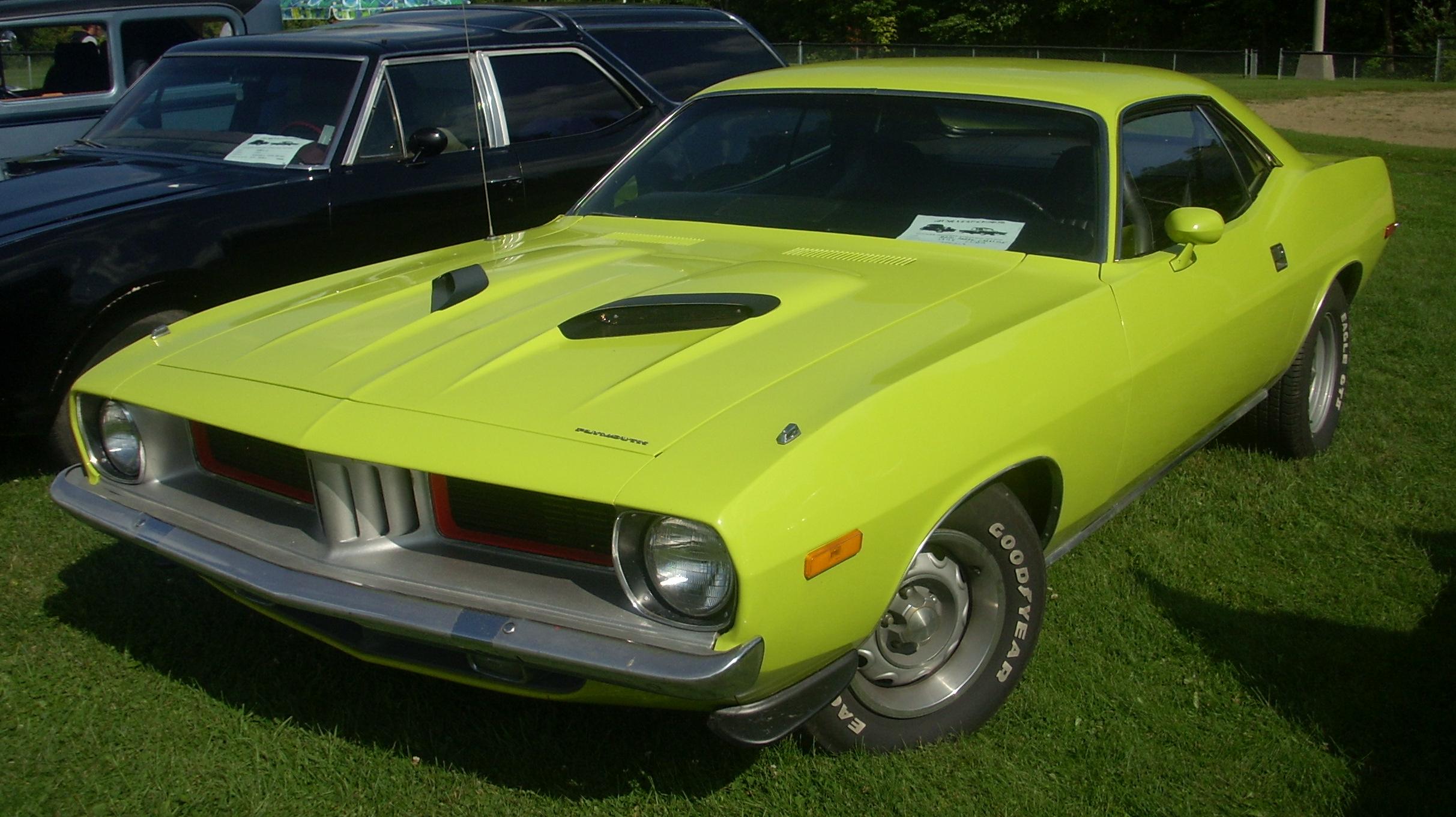 %2774_Plymouth_Cuda_(Rigaud).JPG