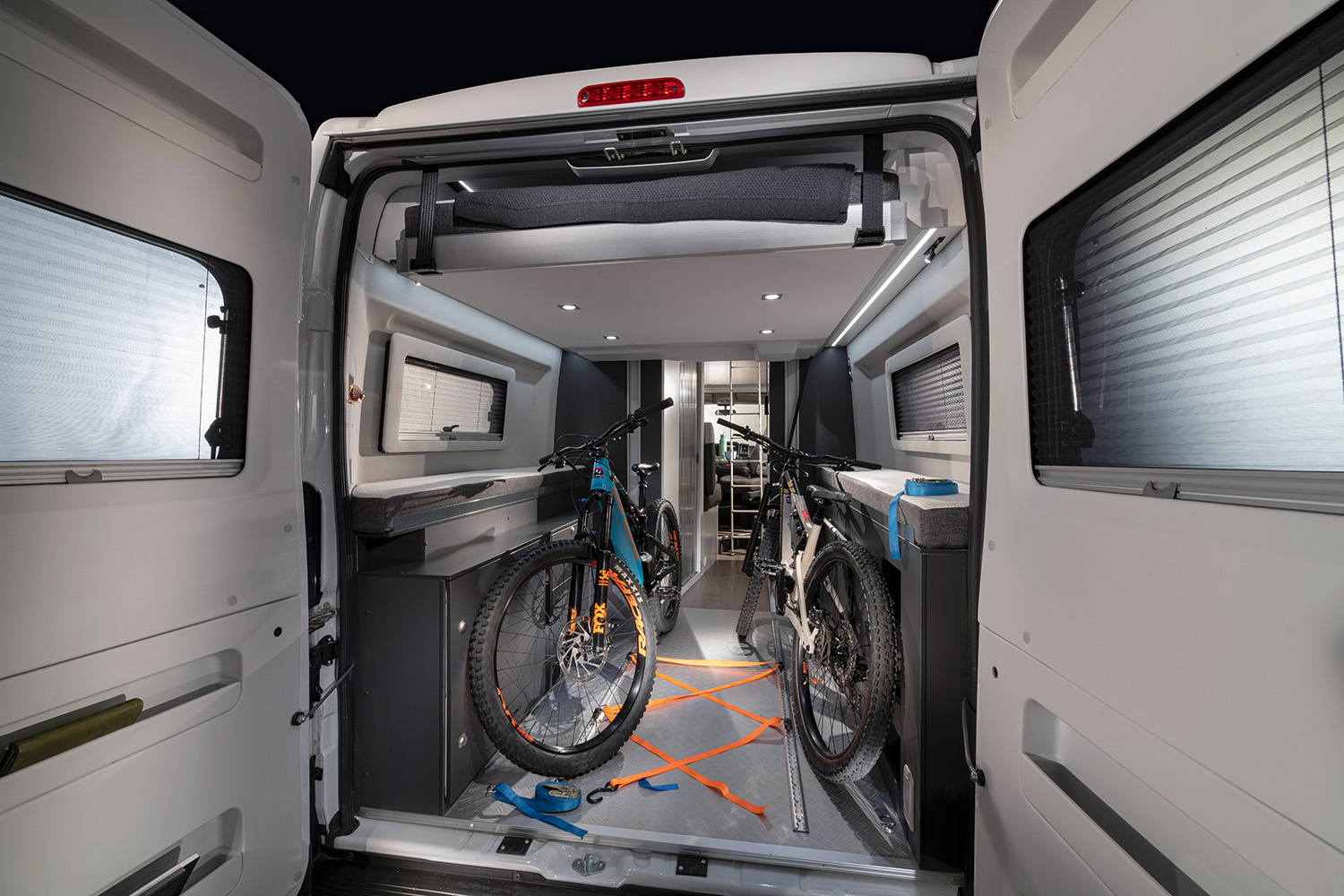 1105_TWIN_SPORTS_SGX_garage_JM82382.jpg