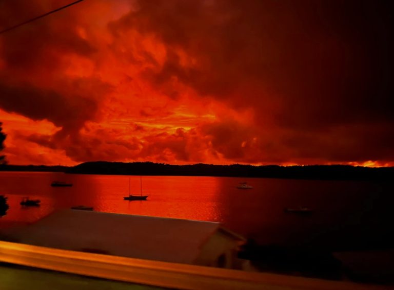 tonga-eruption-january-14-15-2022-768x567.jpg