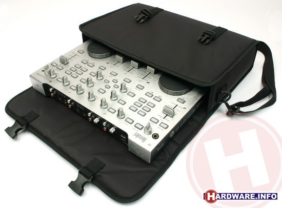 hercules-dj-console-rmx-7.JPG