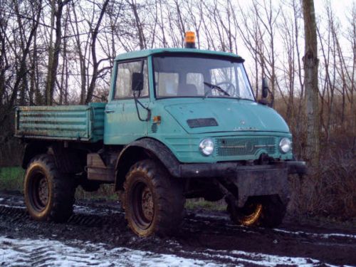 Unimog_406.jpg