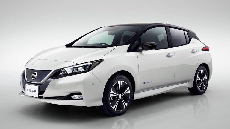 Nissan_Leaf_2018-01.jpg