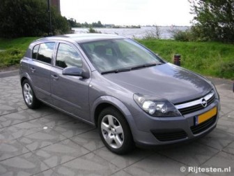 opel_astra_01.jpg