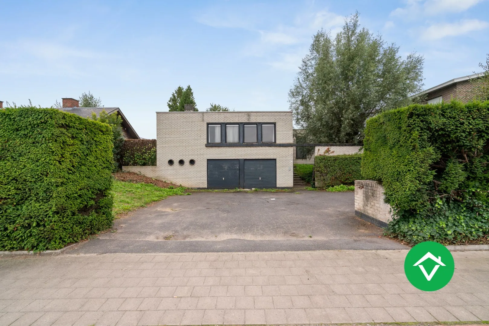 www.vastgoedsinnaeve.be