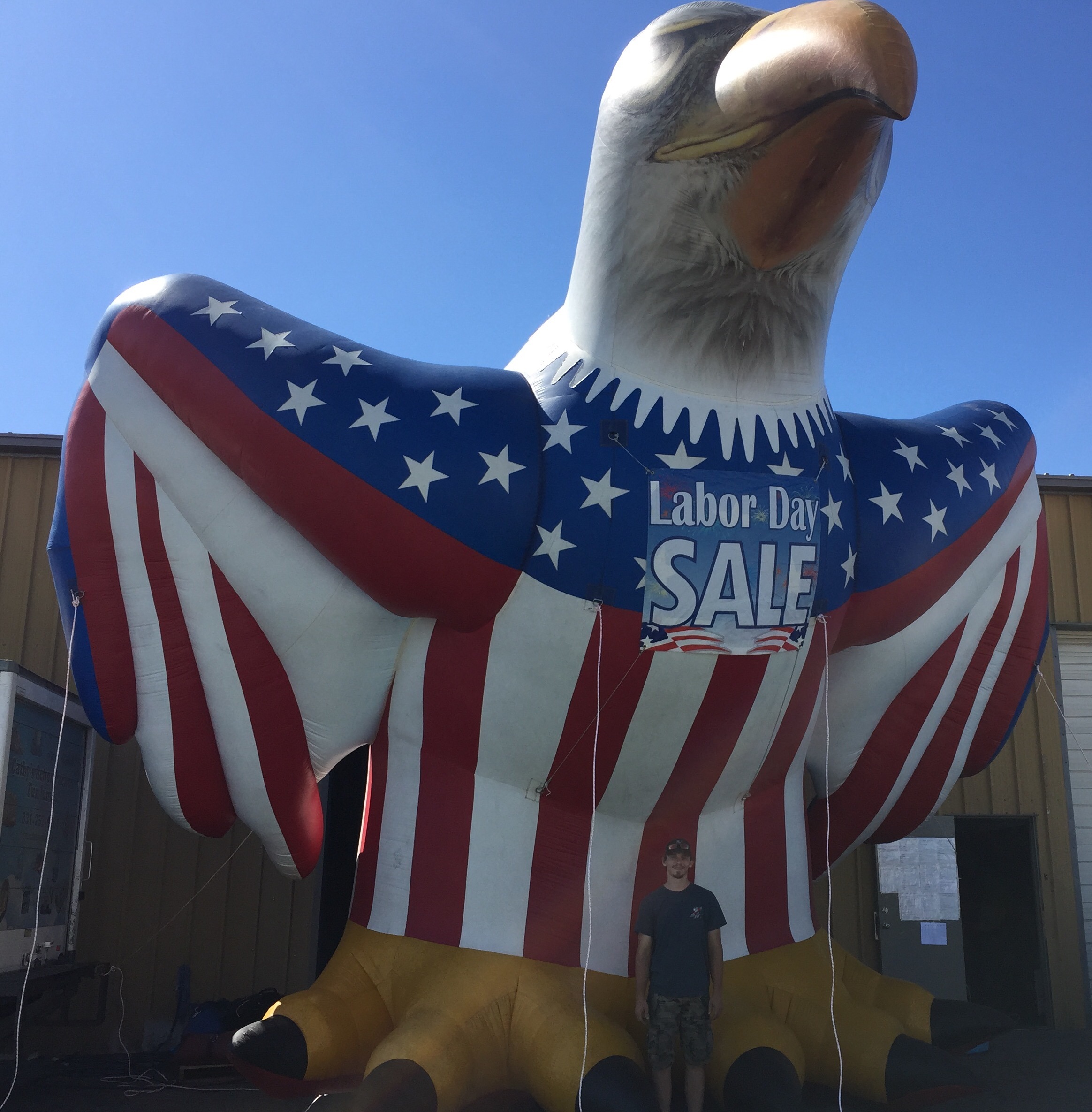 Inflatable-American-Eagle1.jpg