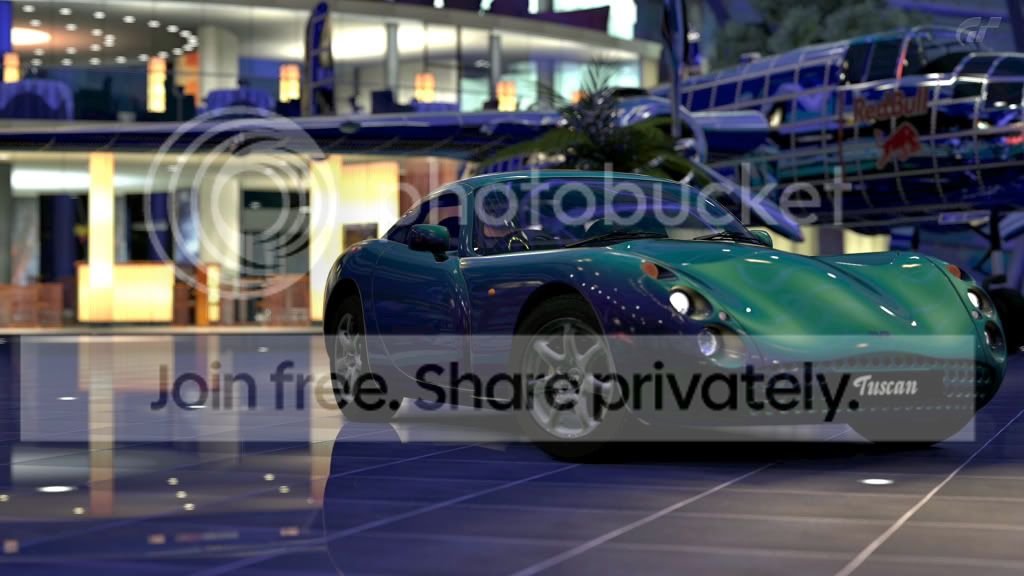 RedBullHangar-7.jpg