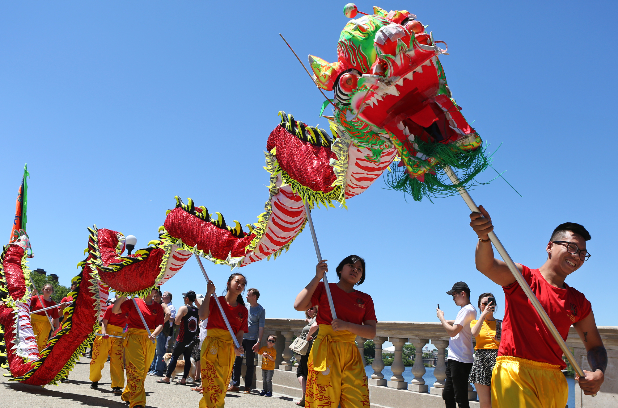 060919dragonboatar01.jpg