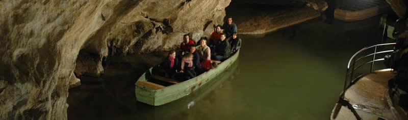 grottes-remouchamps.jpg