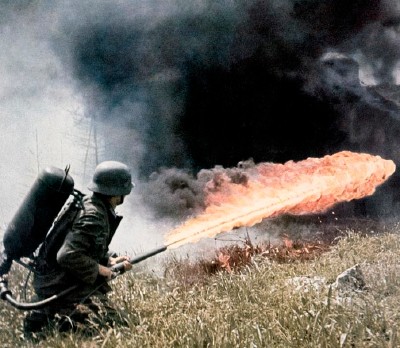 tej26St_Qpv2HA_flammenwerfer.jpg