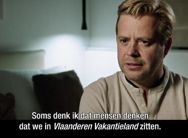 EUWSIMCWAAA0Em0.jpg