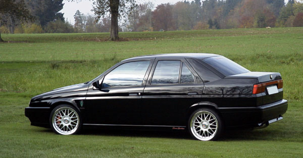 Alfa_Romeo_155_(photo_by_Serge_Zinnsee).jpg