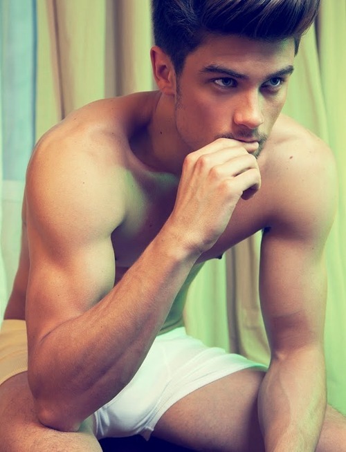 tumblr_n0g7v9WvrJ1rq5h24o1_500.jpg