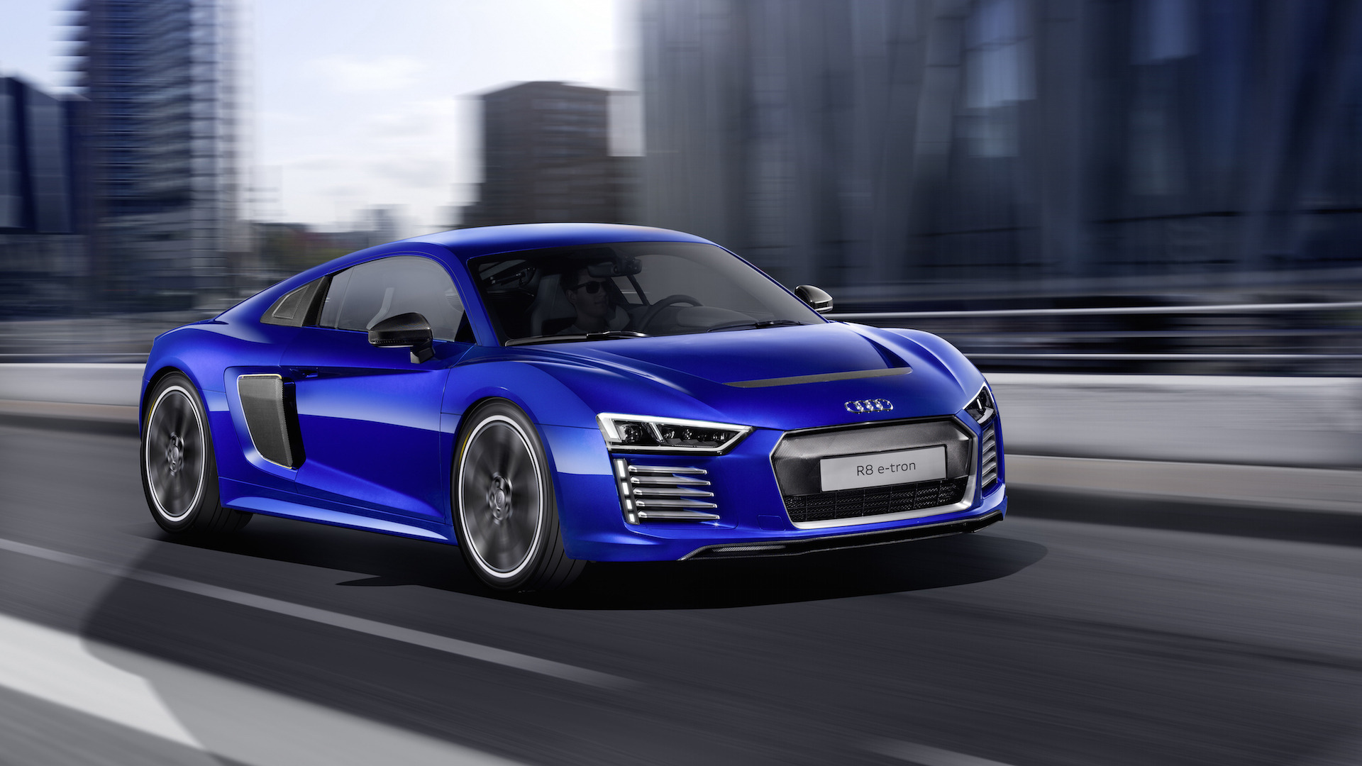 2015-audi-r8-e-tron.jpg