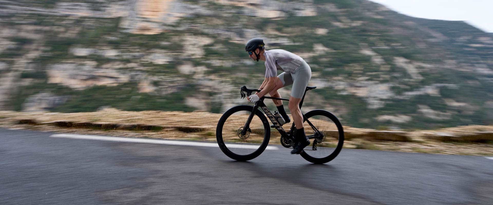 www.giant-bicycles.com