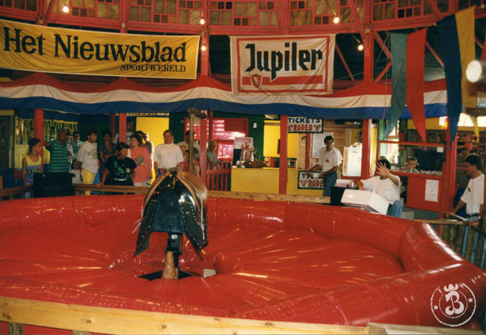 bullride04.jpg
