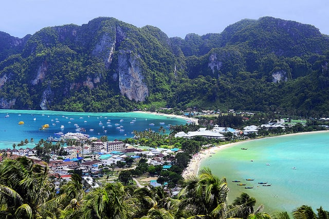 koh-phi-phi-beach-picture.jpg