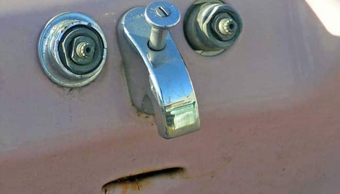 faucet.jpg