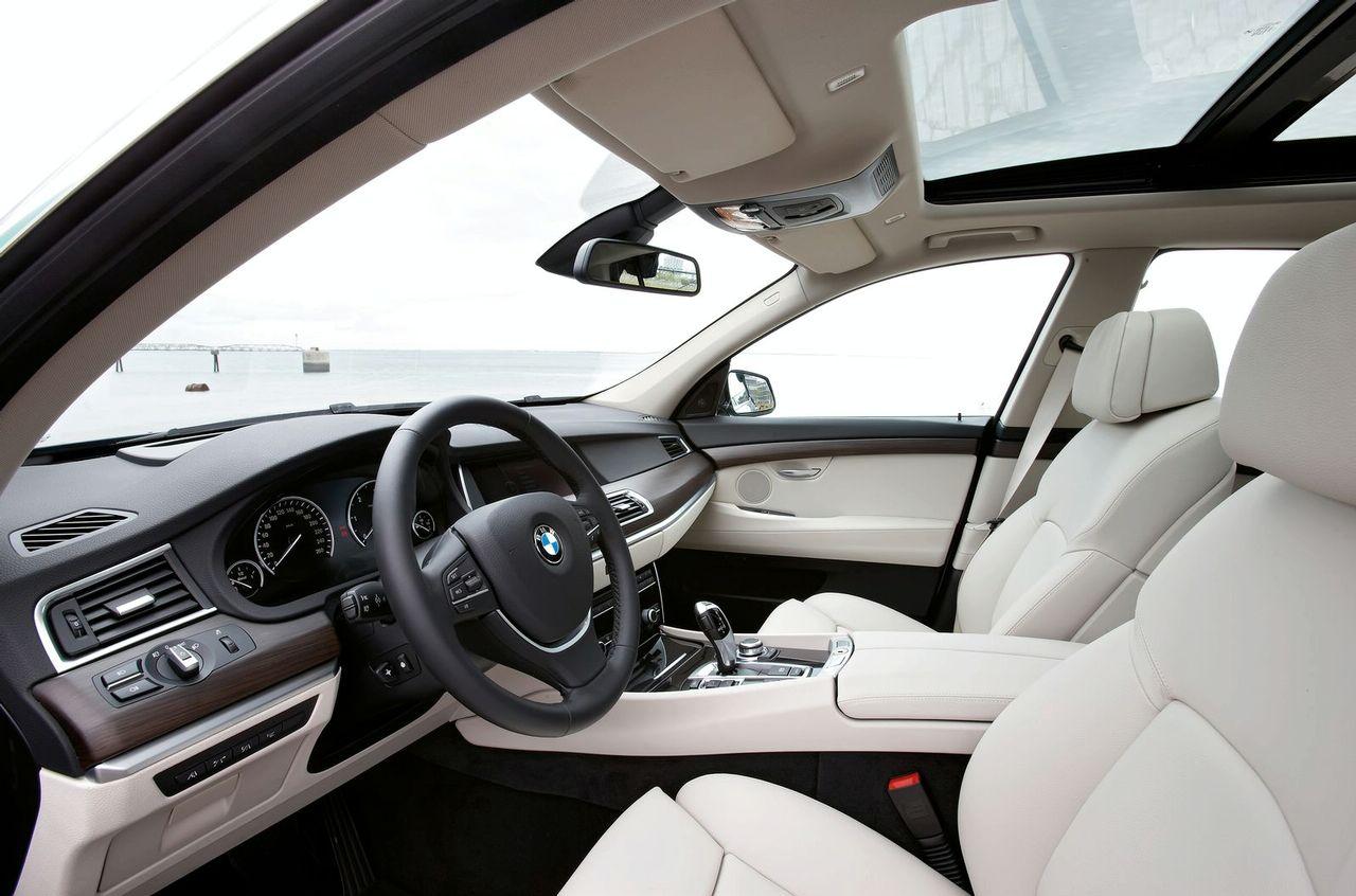 bmw-5-series-gt-gran-turismo-2010-interior-img_13.jpg