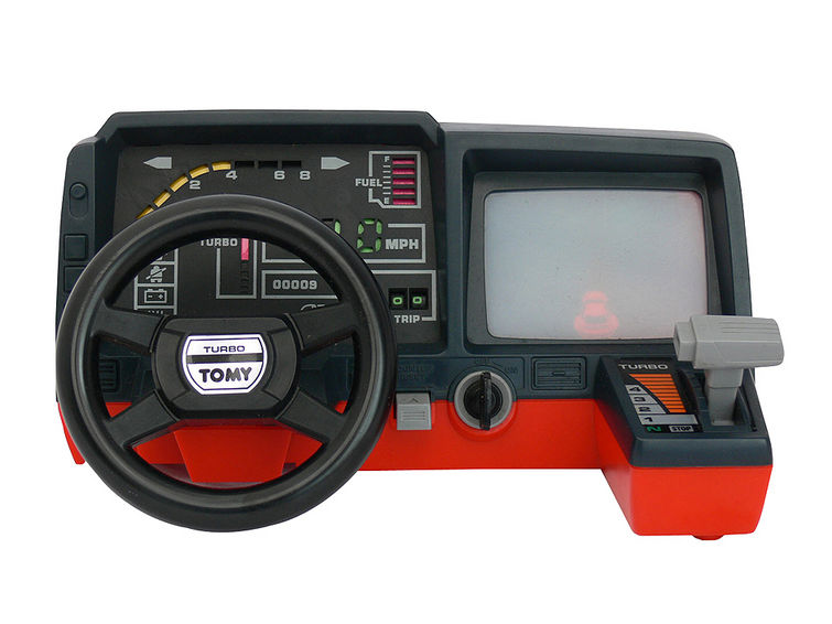 tomy.jpg