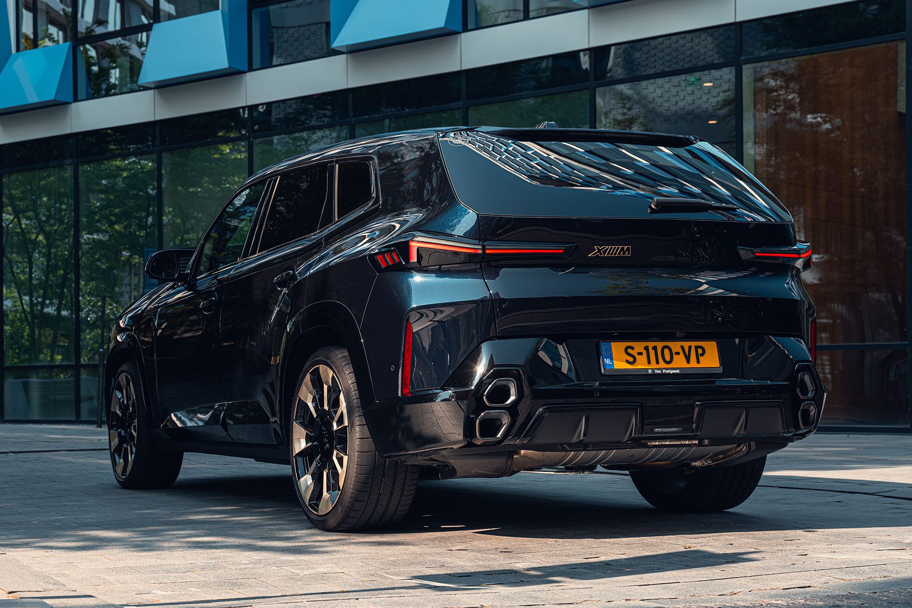 XM_0002_230605_Van-Poelgeest_BMW-XM-9583.jpg