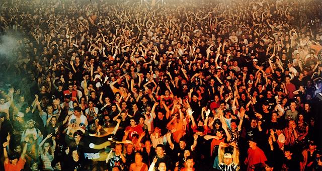 gursky_union_rave.jpg