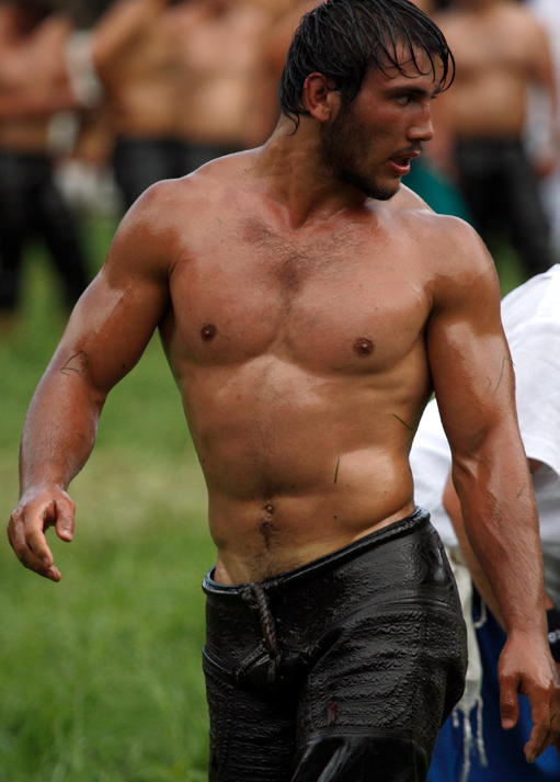 TurkishOilWrestling4.jpg