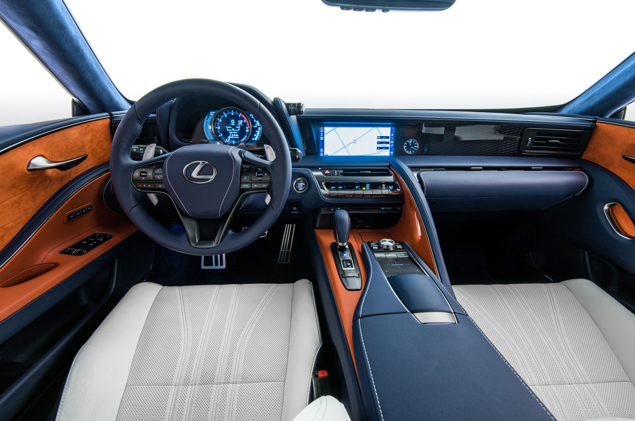 2018-Lexus-LC-Inspiration-Series-interior.jpg