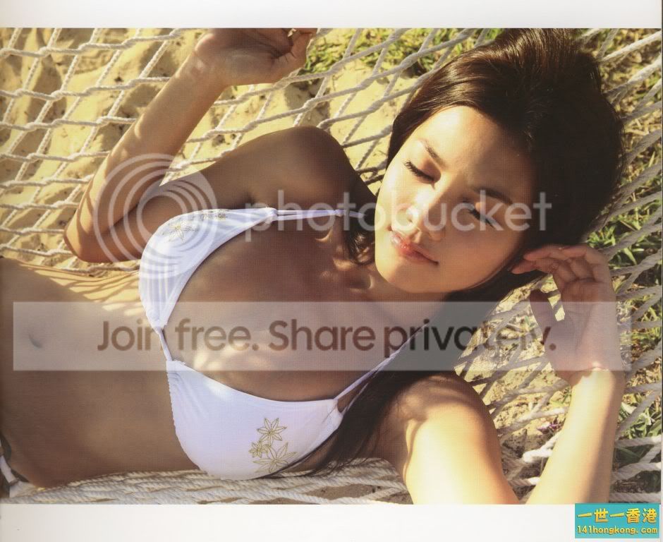 KissyChrissie47.jpg