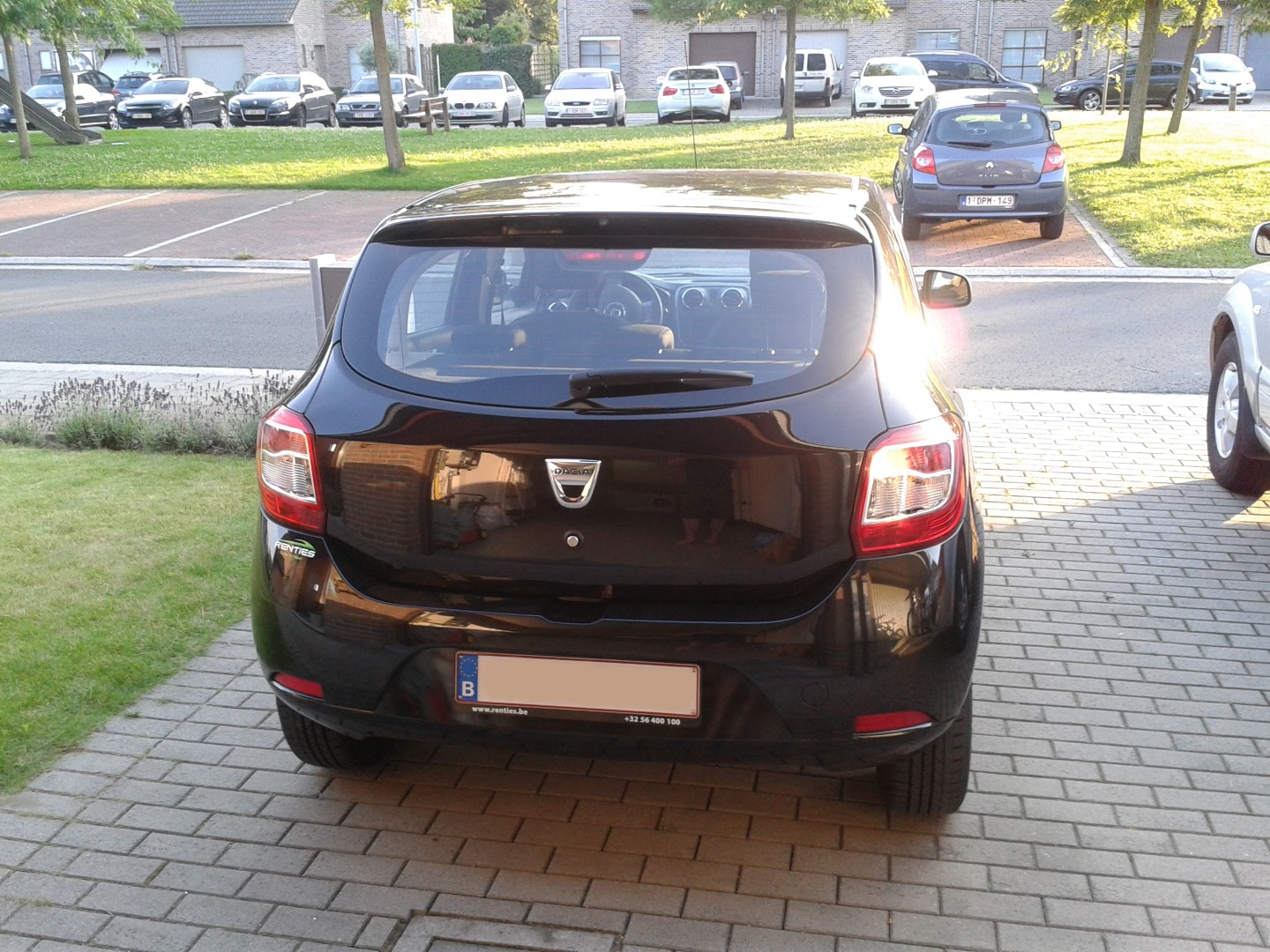 dacia1.jpg