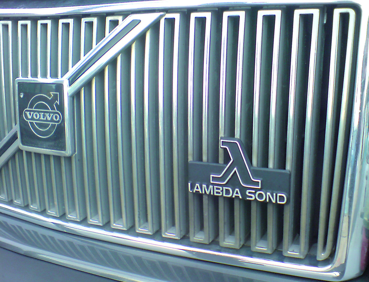 MKG_LS_historic_Volvo_grill_picture_58222.jpg
