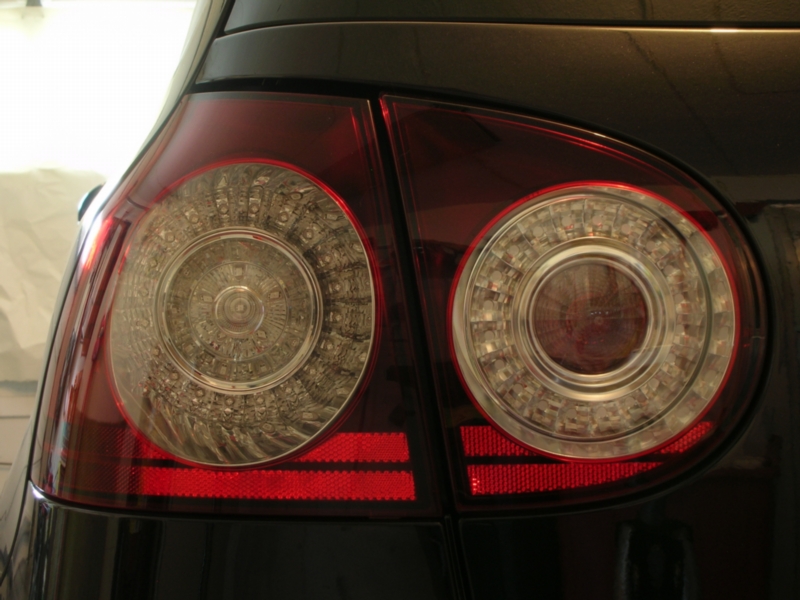 LED_tails-VW_OE_Valeo-left_side.jpg