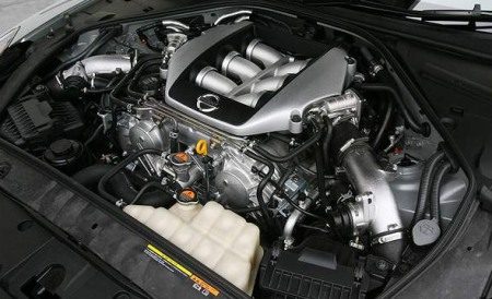 Nissan-GT_R-off6.jpg