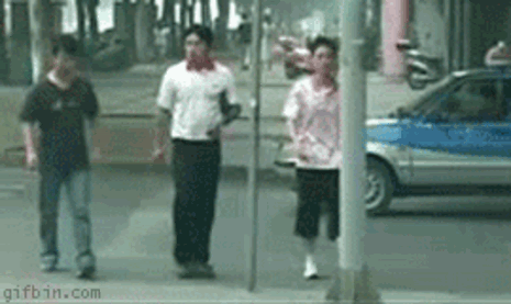 DUMBJAPPOLE.gif
